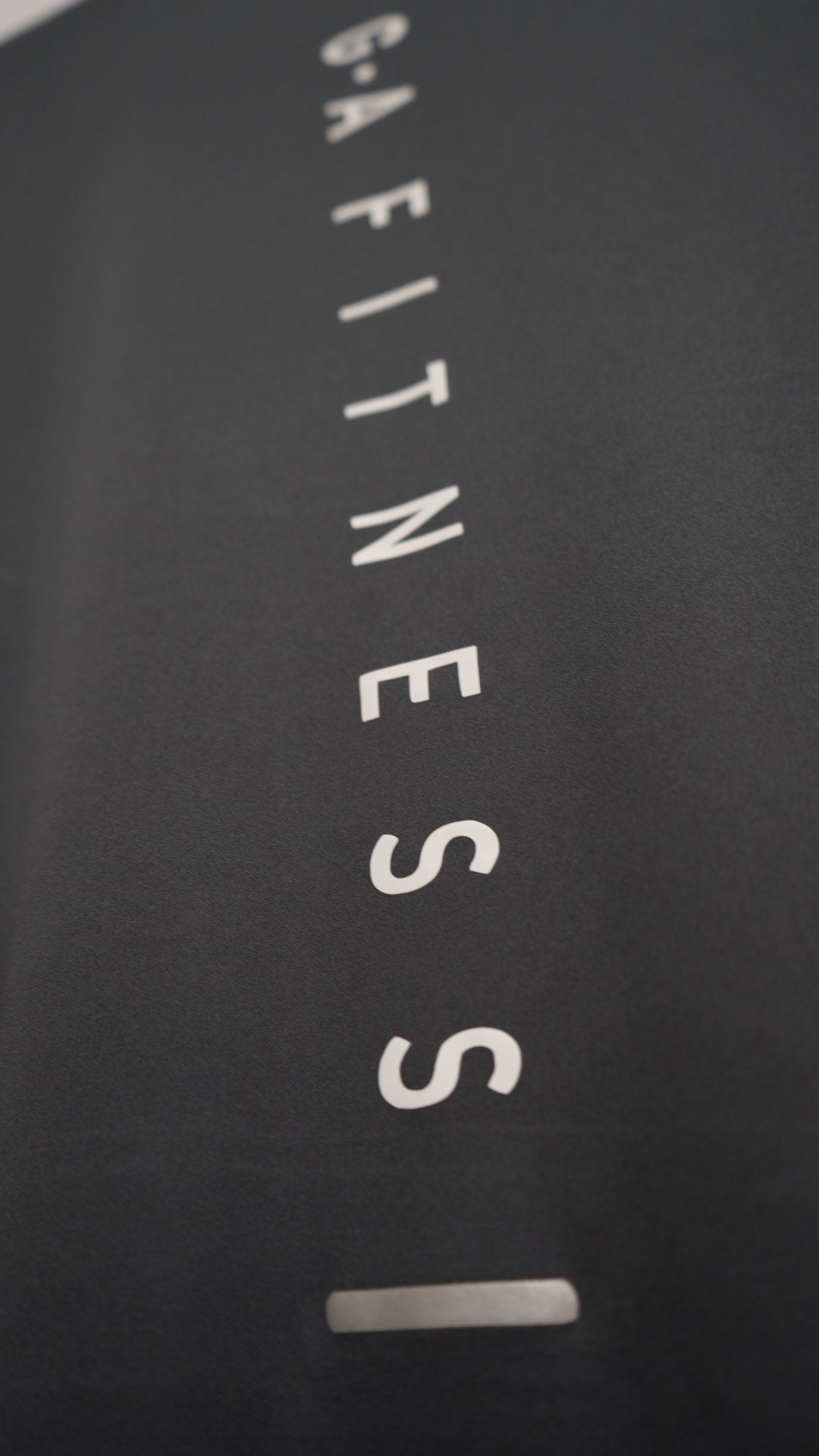 Black Performance Top / Reflective vinyl